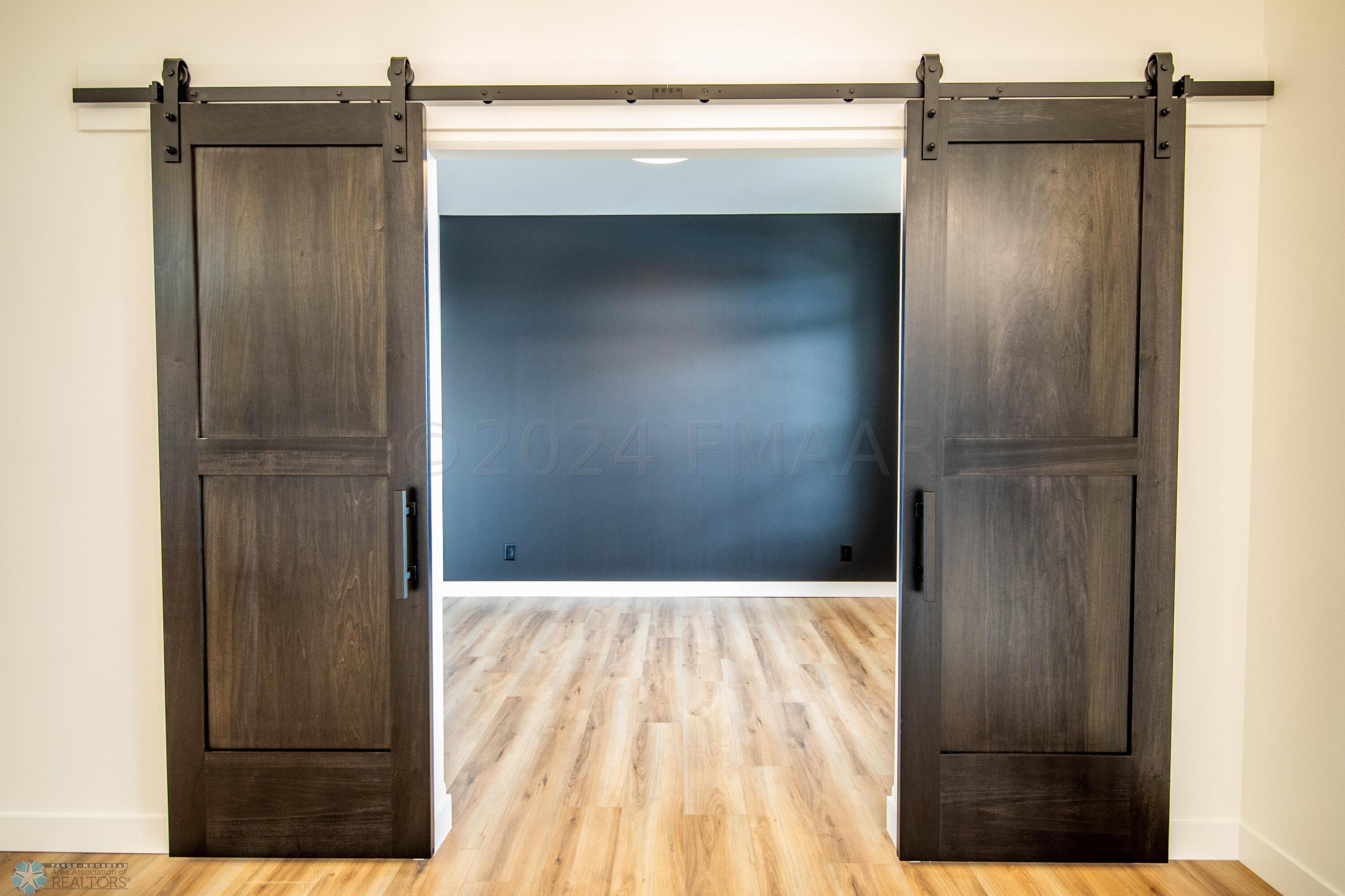 West Fargo, North Dakota 58078, United States, 2 Bedrooms Bedrooms, ,2 BathroomsBathrooms,Residential,Pending,60054