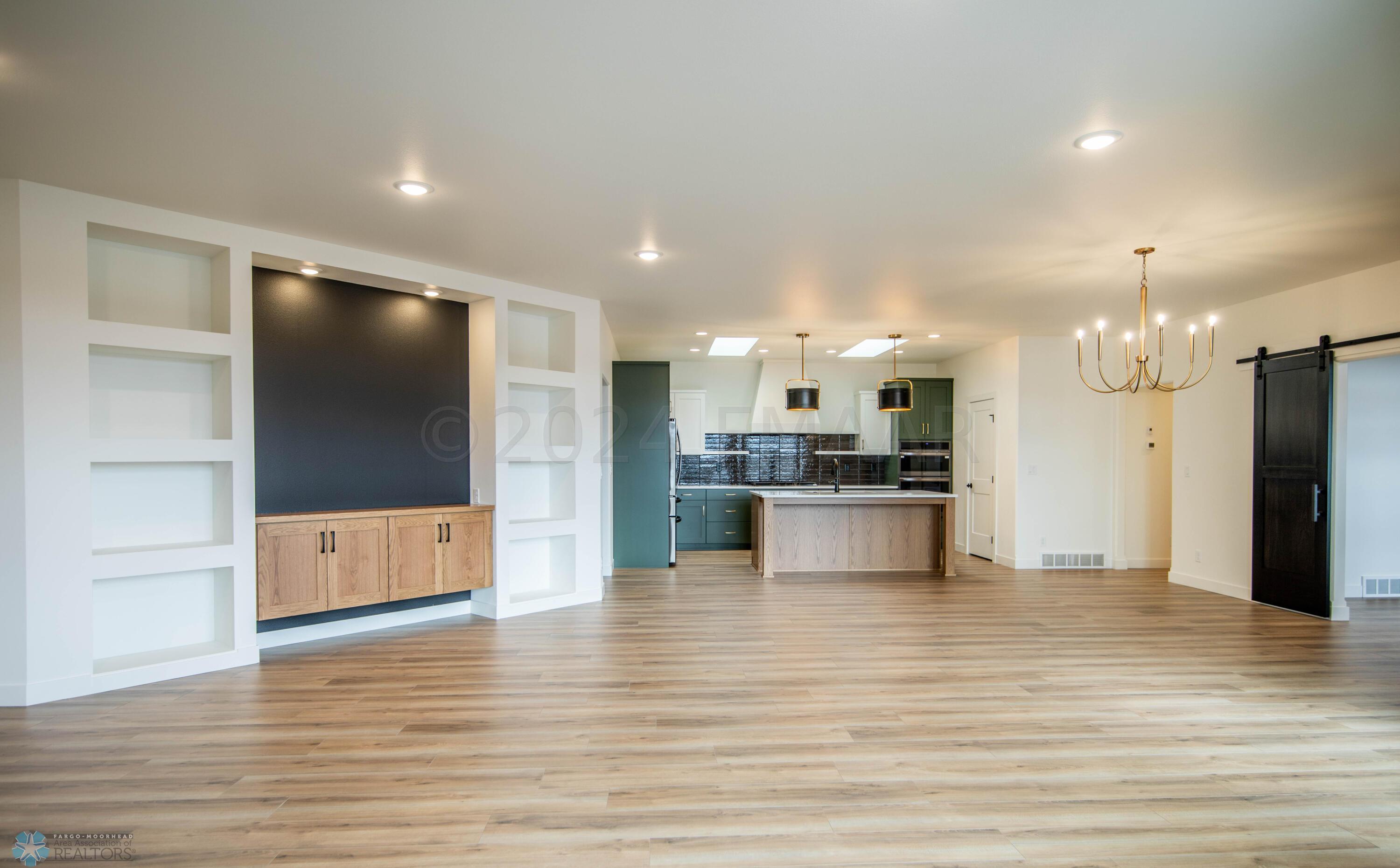 West Fargo, North Dakota 58078, United States, 2 Bedrooms Bedrooms, ,2 BathroomsBathrooms,Residential,Pending,60054