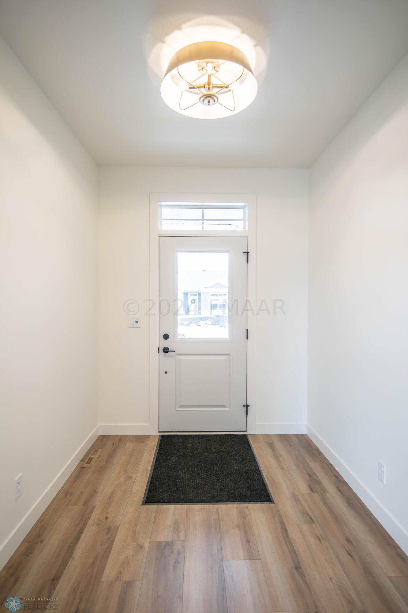 West Fargo, North Dakota 58078, United States, 2 Bedrooms Bedrooms, ,2 BathroomsBathrooms,Residential,Pending,60054