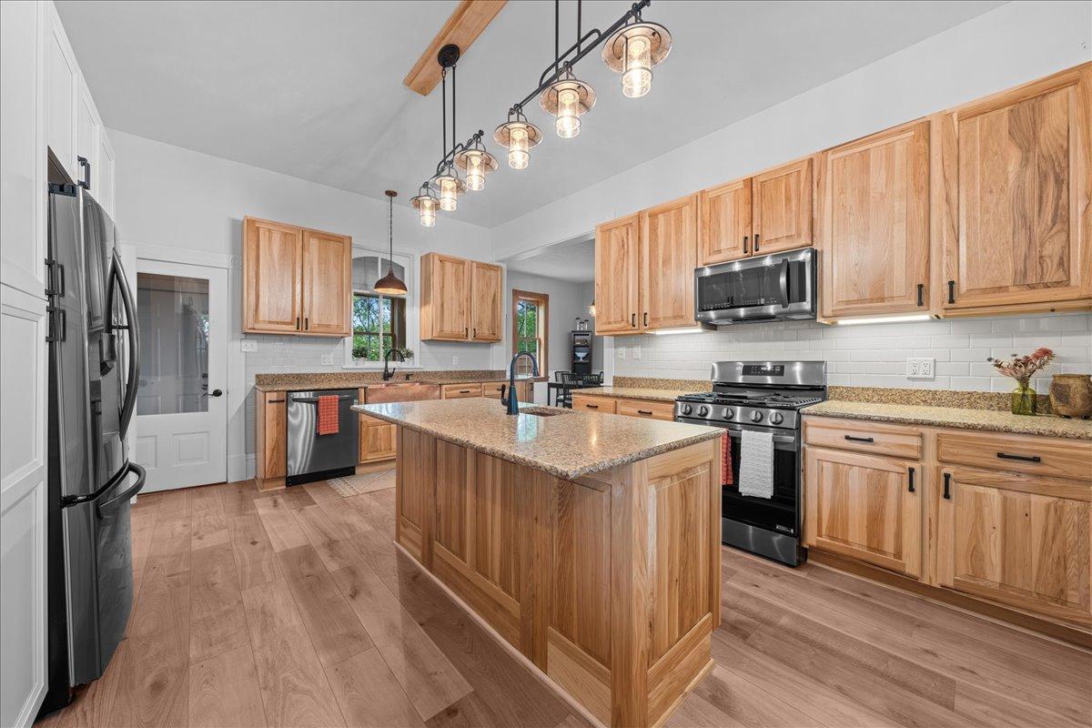 410 Highland View, Houlton, Wisconsin image 5