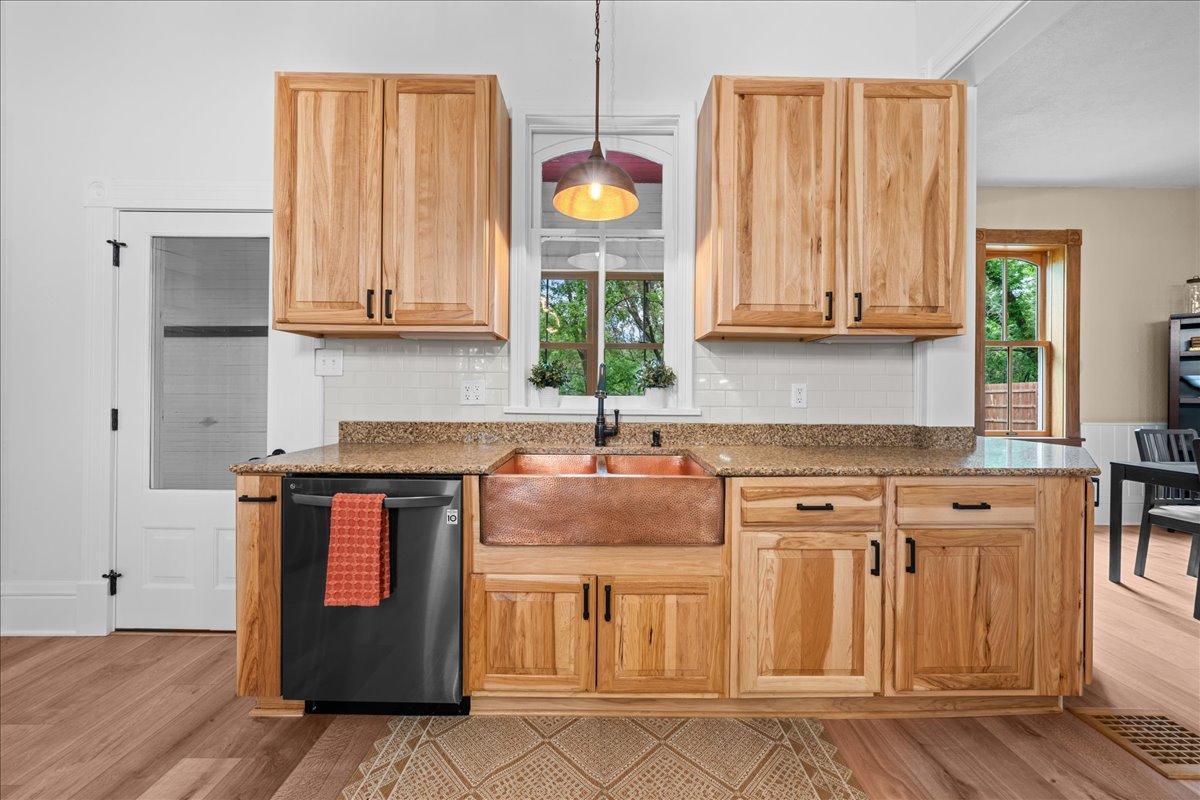 410 Highland View, Houlton, Wisconsin image 7