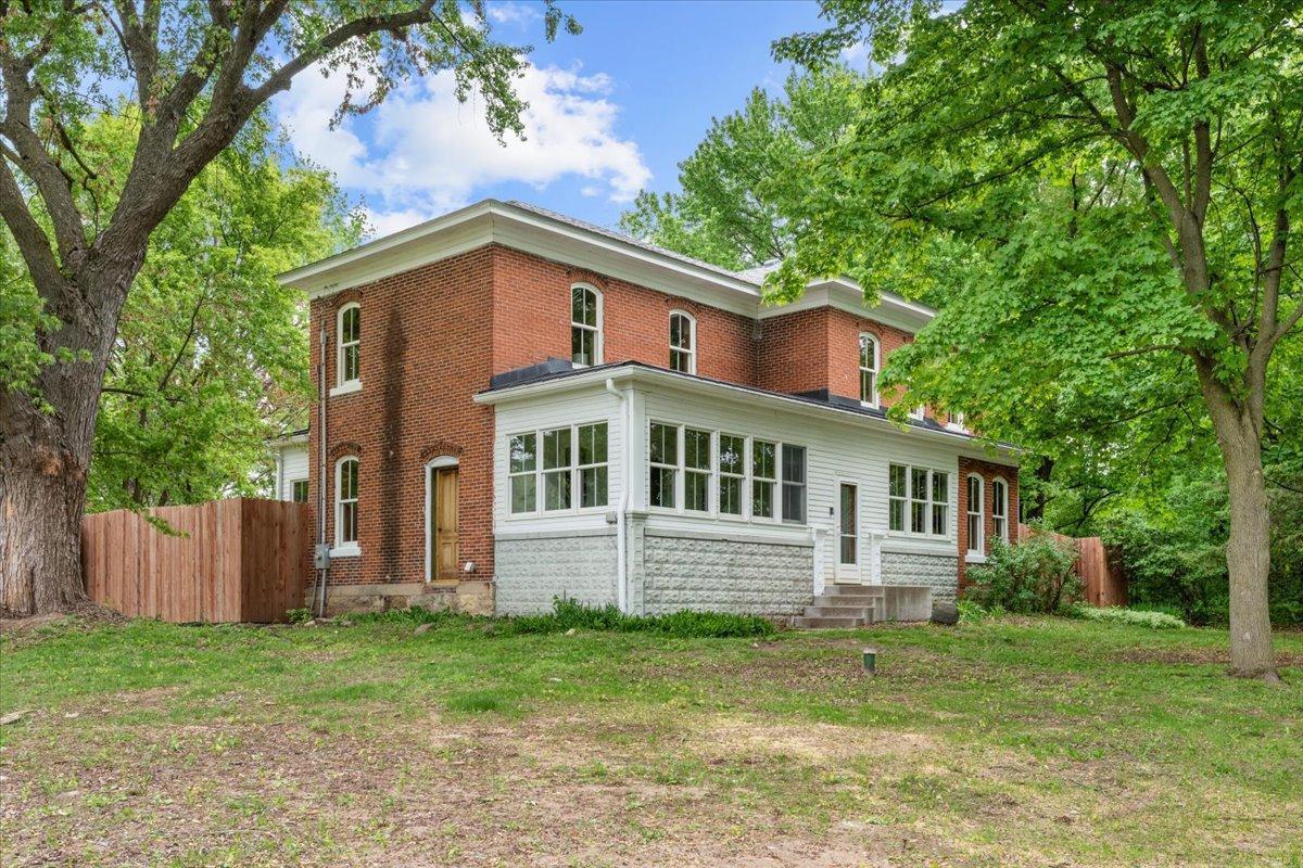 410 Highland View, Houlton, Wisconsin image 1