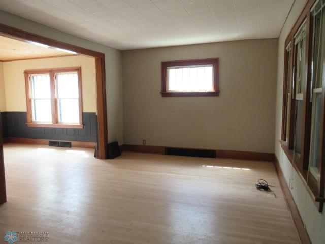 Fargo, North Dakota 58103, United States, 3 Bedrooms Bedrooms, ,2 BathroomsBathrooms,Residential,Active,181350