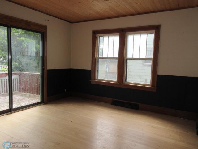 Fargo, North Dakota 58103, United States, 3 Bedrooms Bedrooms, ,2 BathroomsBathrooms,Residential,Active,181350