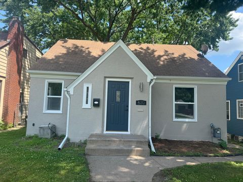 Homes For Sale - 630 17th Avenue<br/> Dakota County, South Saint Paul, MN 55075