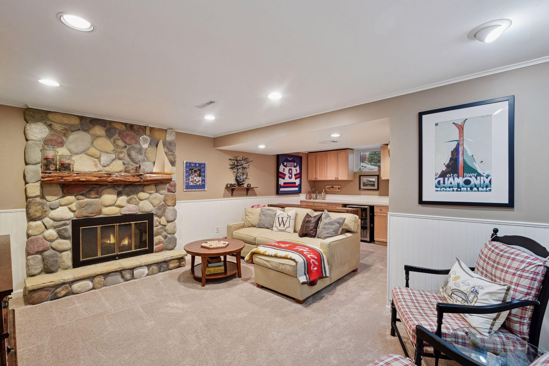 4685 Lakeway Terrace, Excelsior, Minnesota image 22