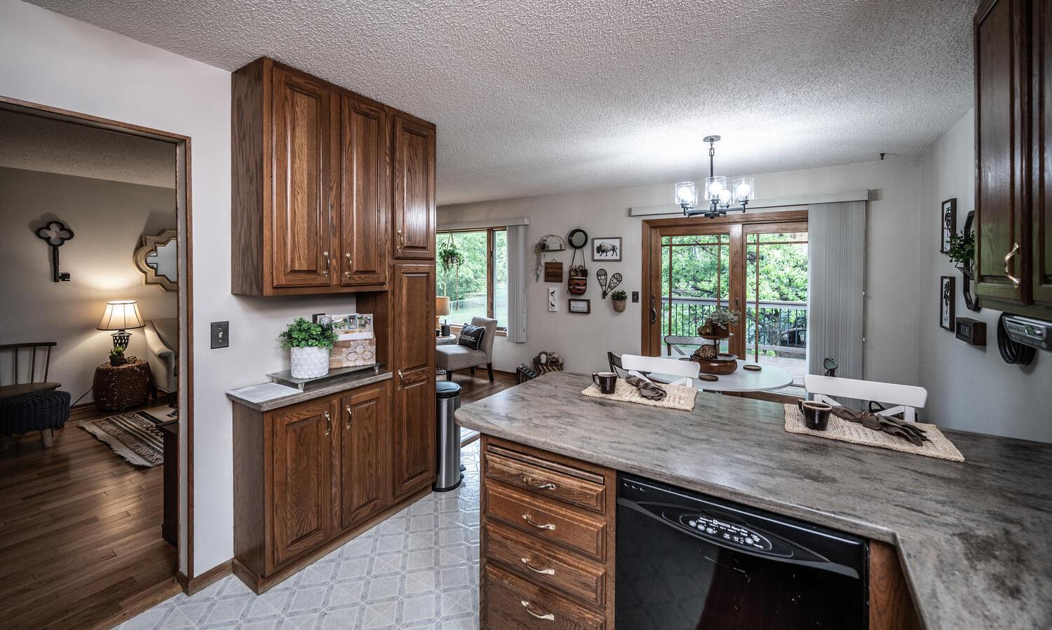 1486 Todd Way, Hastings, Minnesota image 22