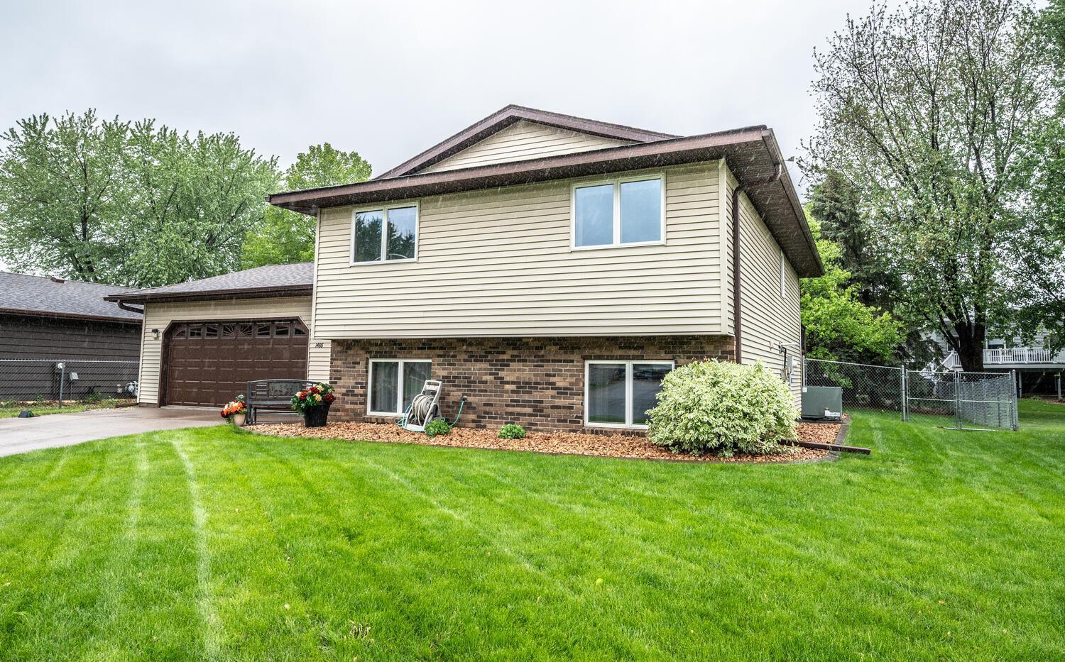 1486 Todd Way, Hastings, Minnesota image 4