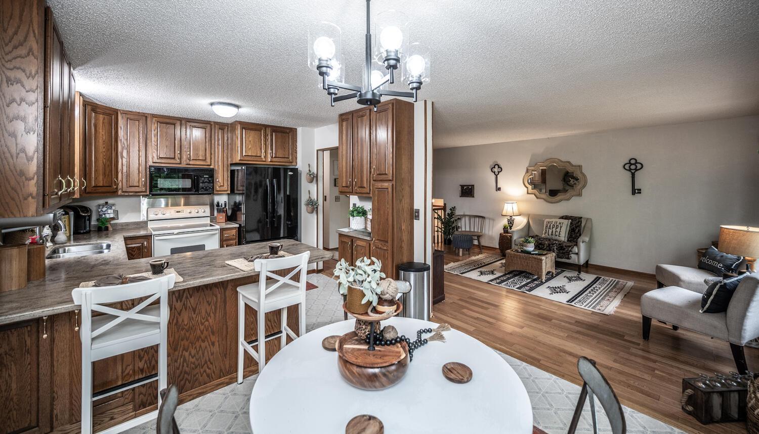 1486 Todd Way, Hastings, Minnesota image 20