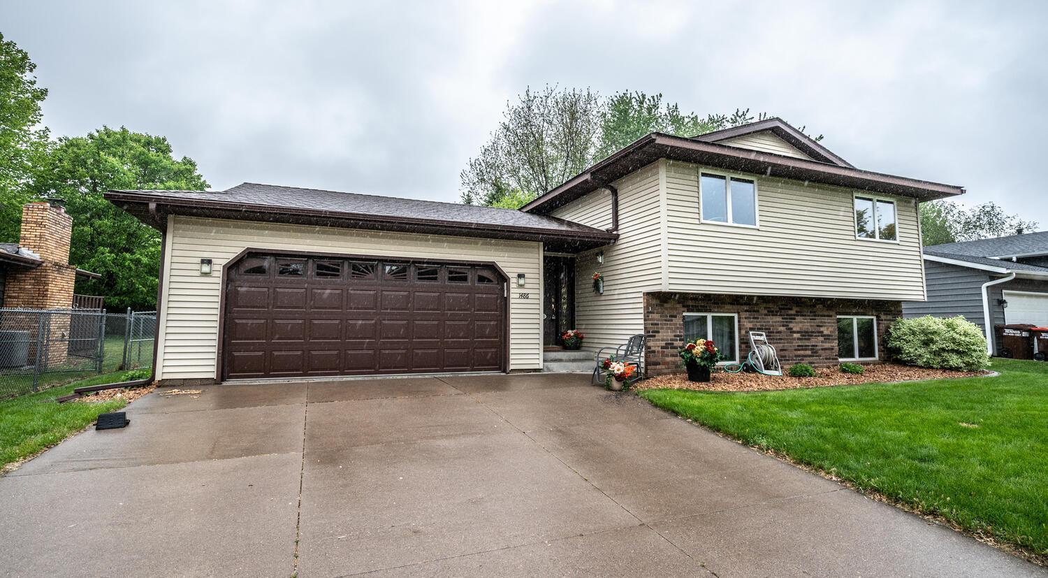 1486 Todd Way, Hastings, Minnesota image 1