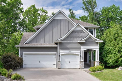 Homes For Sale - 14714 Woodhaven Road<br/> Minnetonka, MN 55345