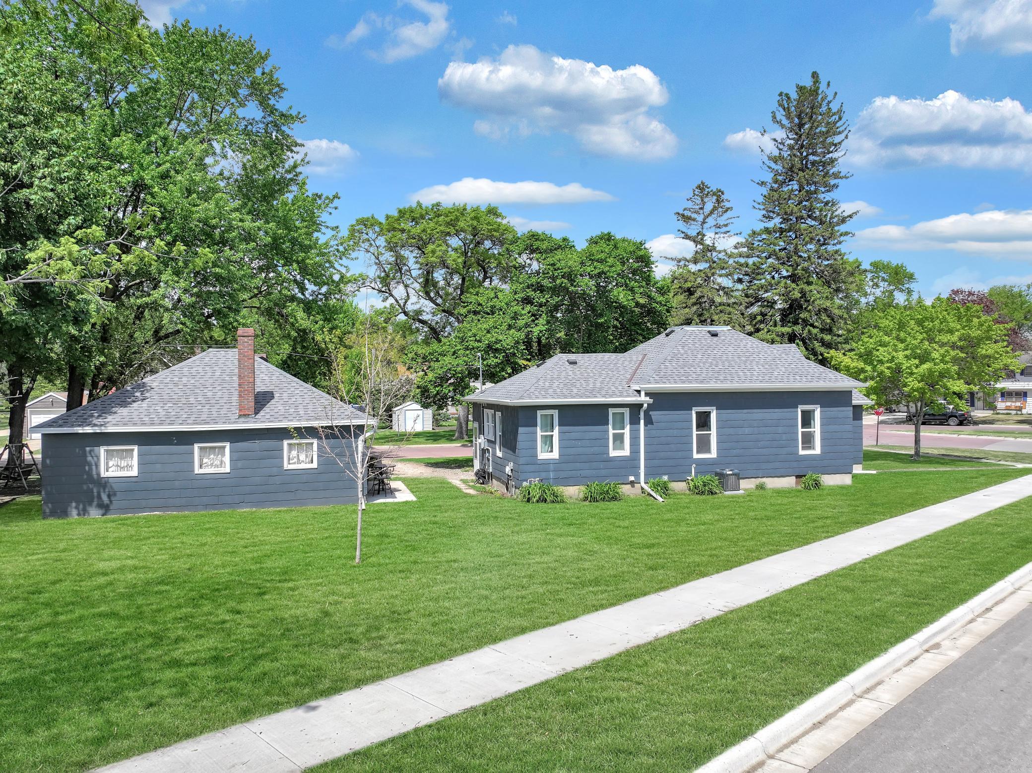 37 Rowland Street, Tracy, Minnesota image 2