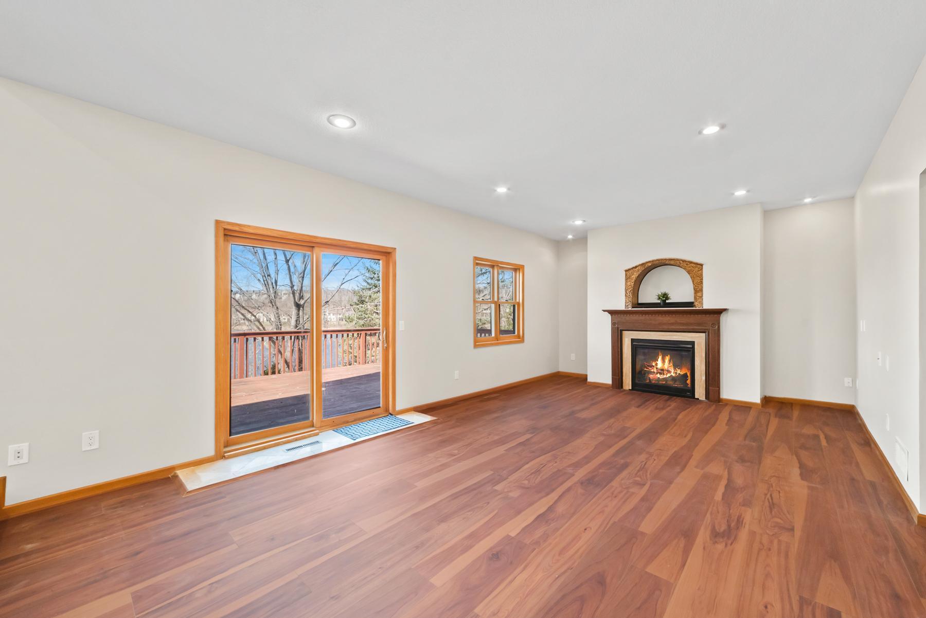 1212 Earley Shores Lane, Burnsville, Minnesota image 27