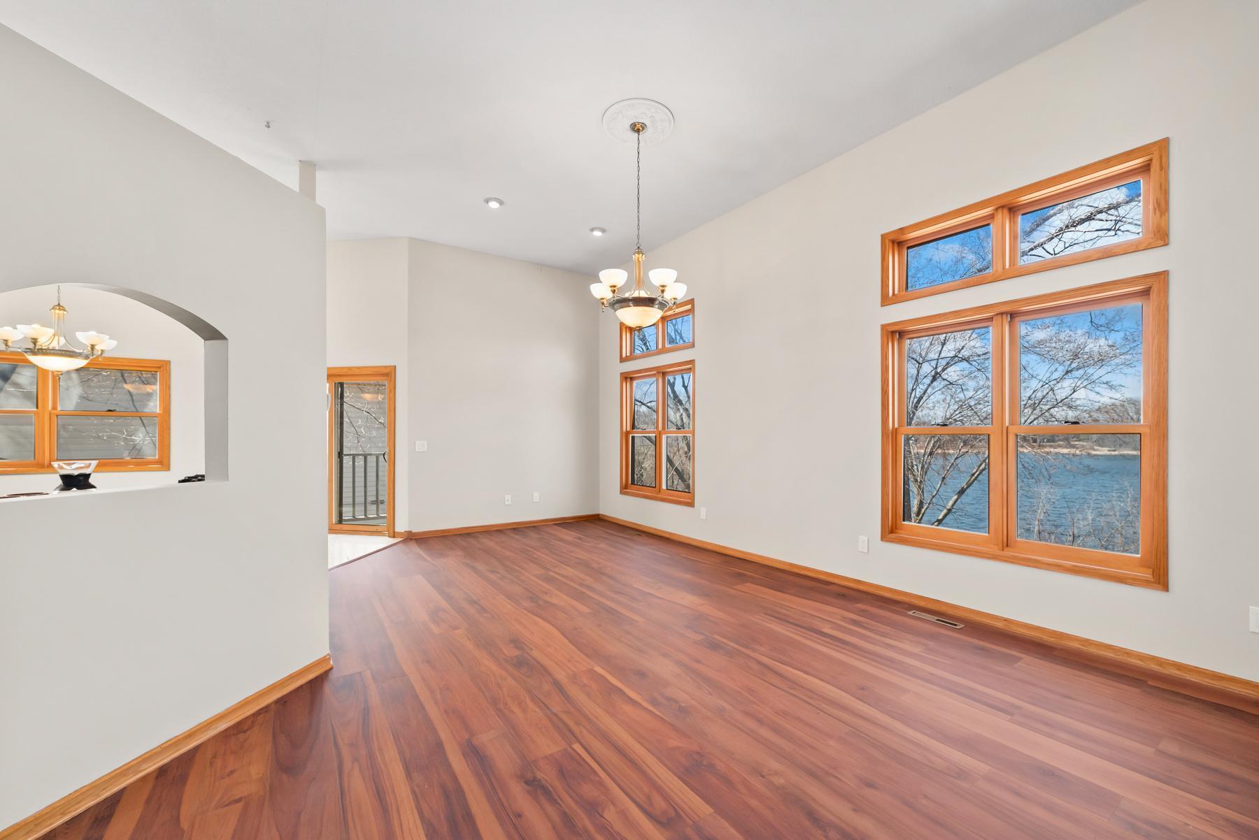 1212 Earley Shores Lane, Burnsville, Minnesota image 26