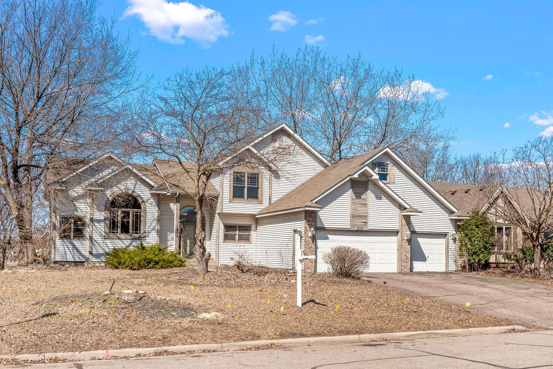 1212 Earley Shores Lane, Burnsville, Minnesota image 3
