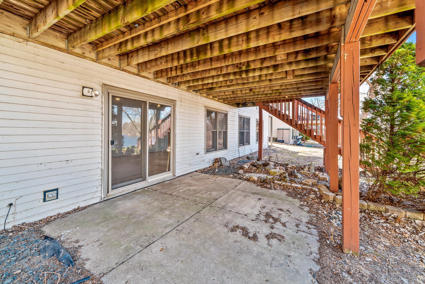 1212 Earley Shores Lane, Burnsville, Minnesota image 14