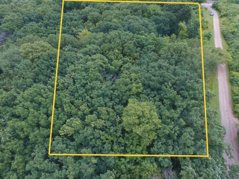 Vacant Land For Sale - TBD Sterling Street<br/> Maplewood, MN 55119