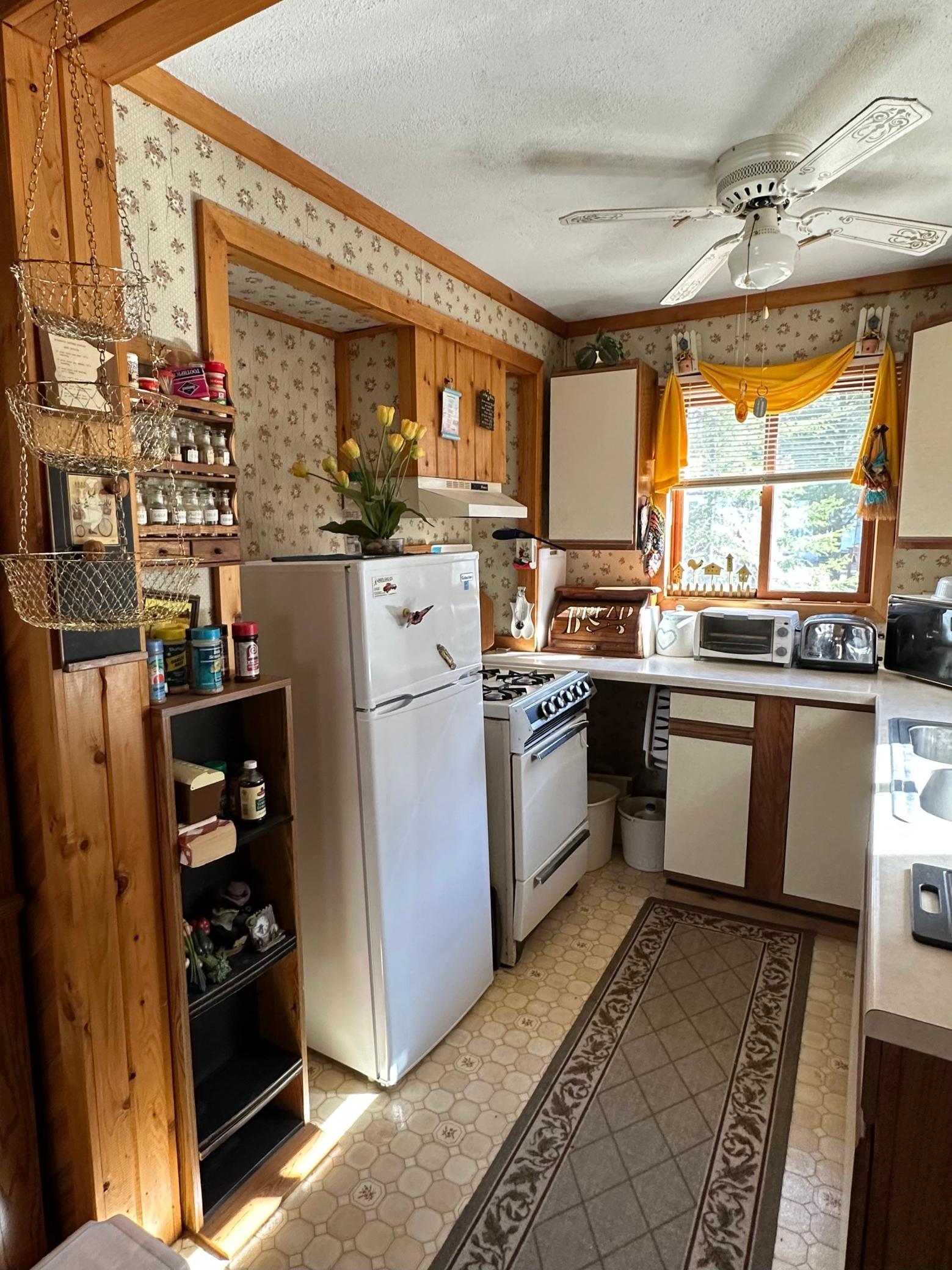 9845 Empire Drive, Kabetogama, Minnesota image 13
