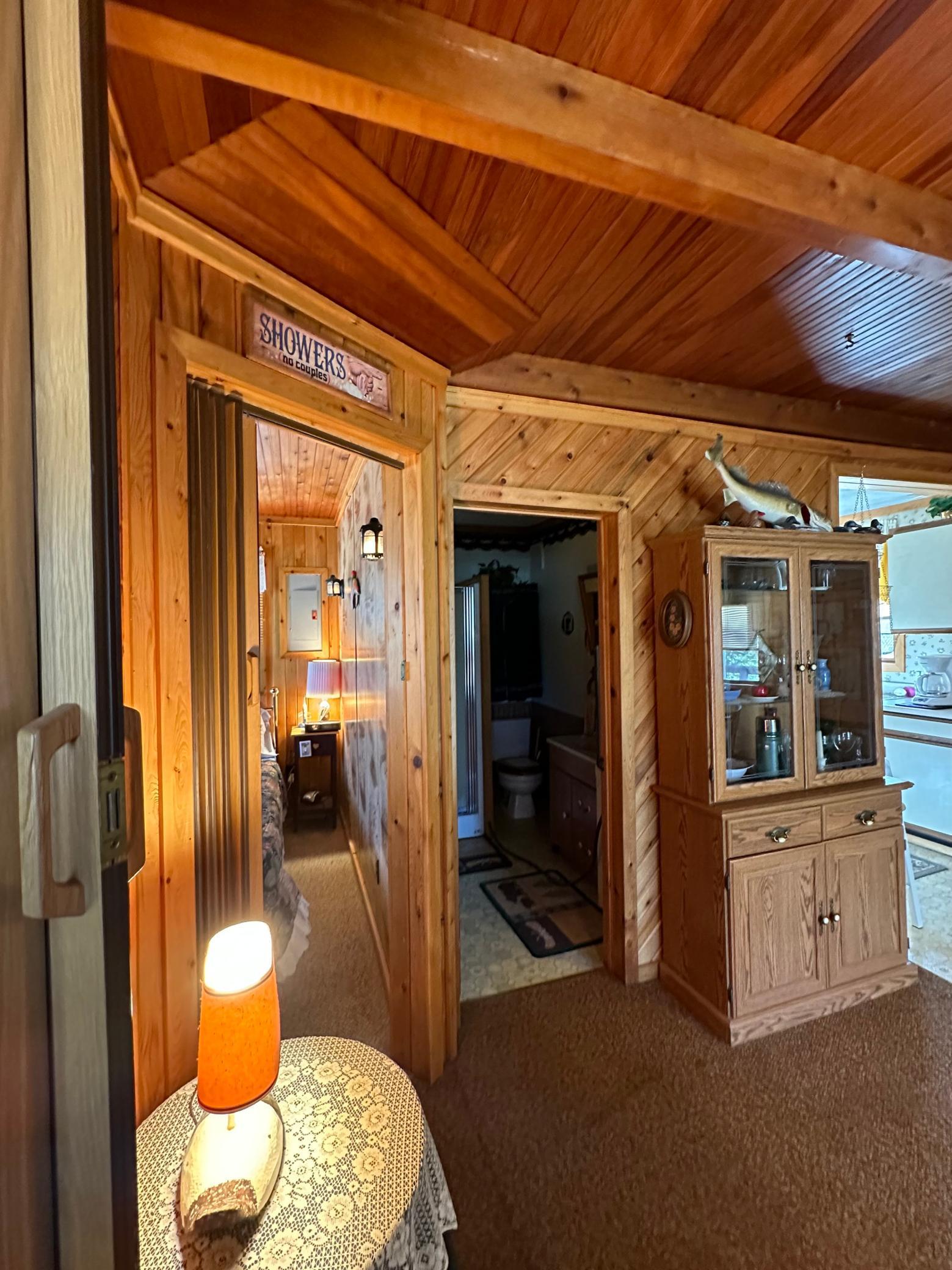 9845 Empire Drive, Kabetogama, Minnesota image 16