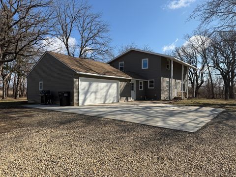 Homes For Sale - 78928 150th Street<br/> Freeborn County, Albert Lea, MN 56007