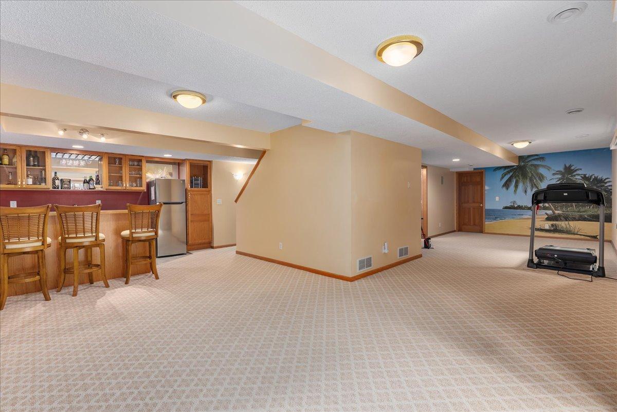 9230 Cheney Trail, Inver Grove Heights, Minnesota image 30