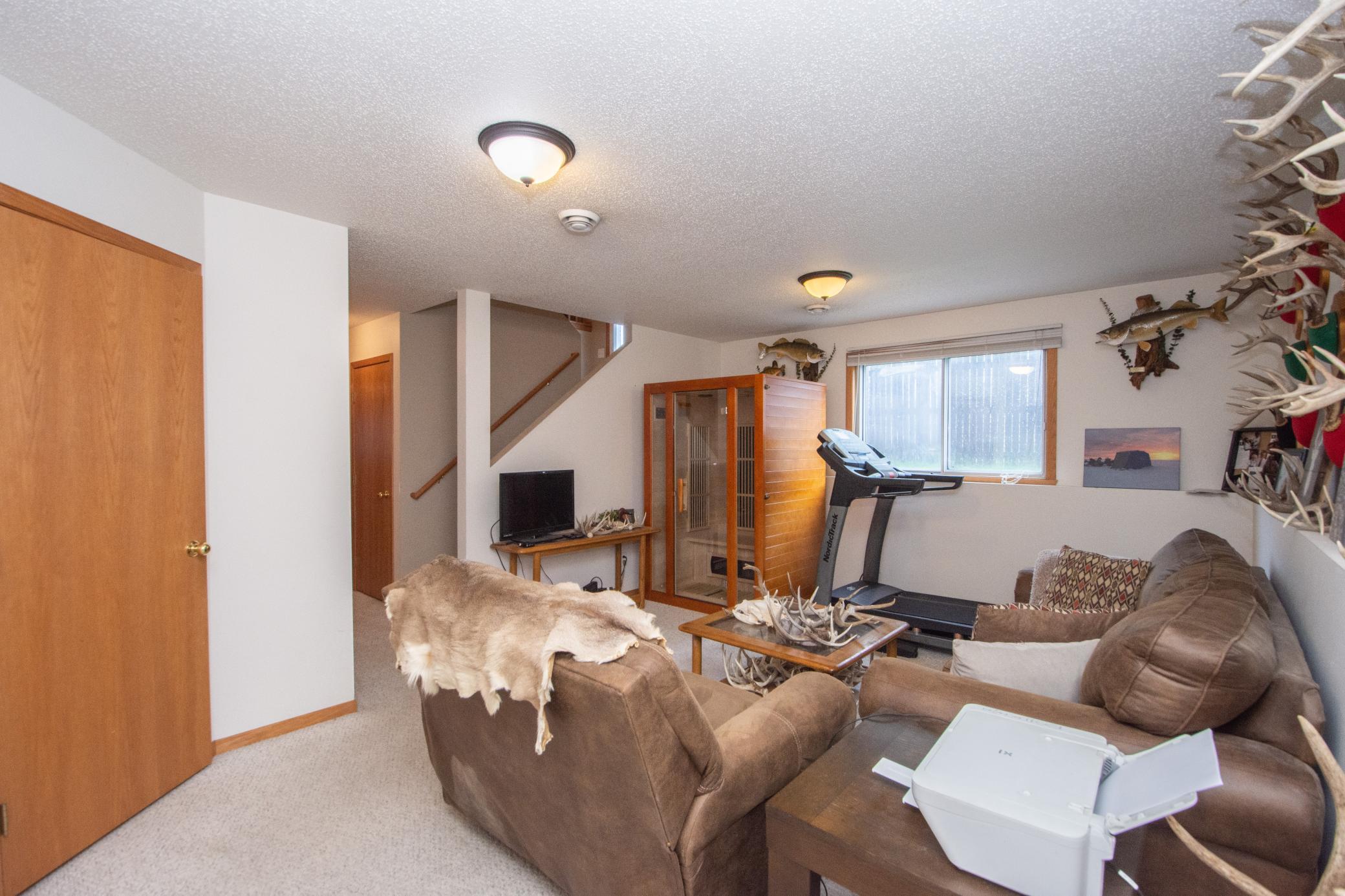 1810 41st Avenue, Moorhead, Minnesota image 22