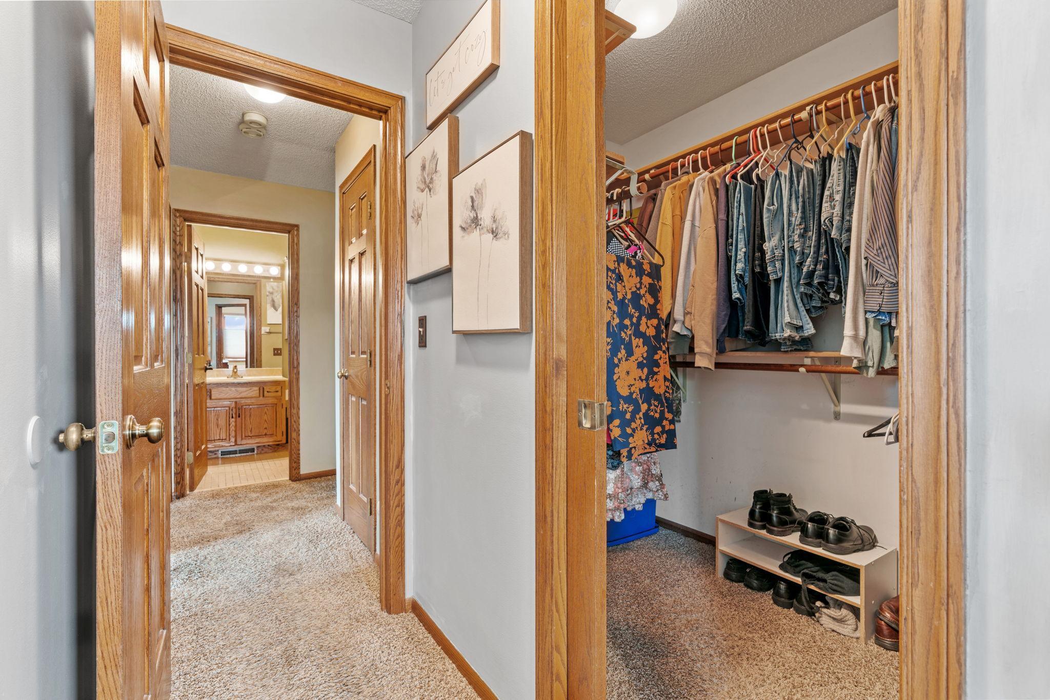 8742 Kilbirnie Terrace, Brooklyn Park, Minnesota image 28