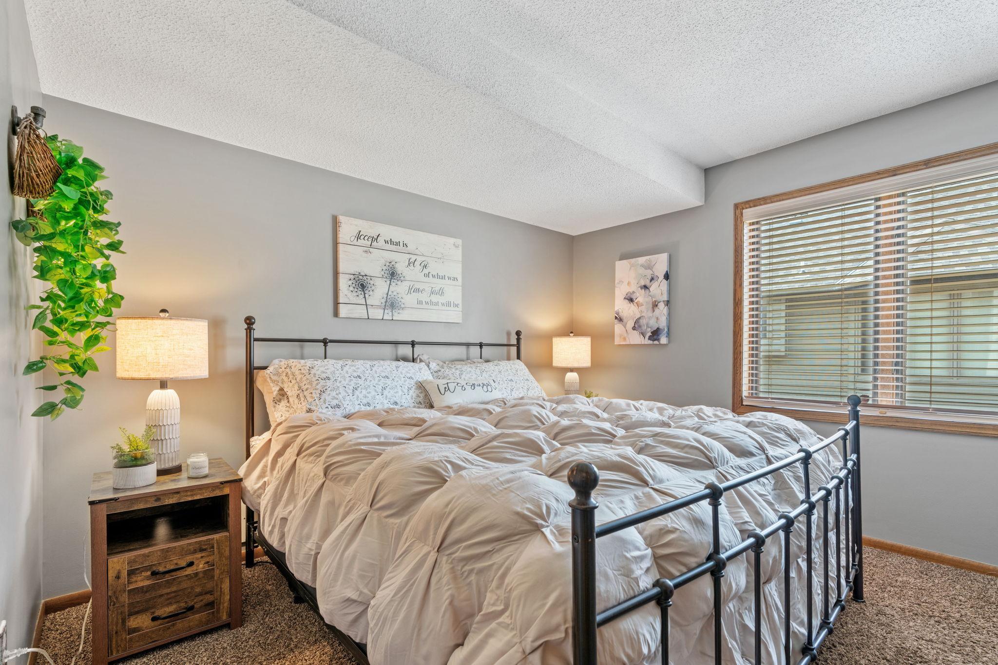 8742 Kilbirnie Terrace, Brooklyn Park, Minnesota image 31