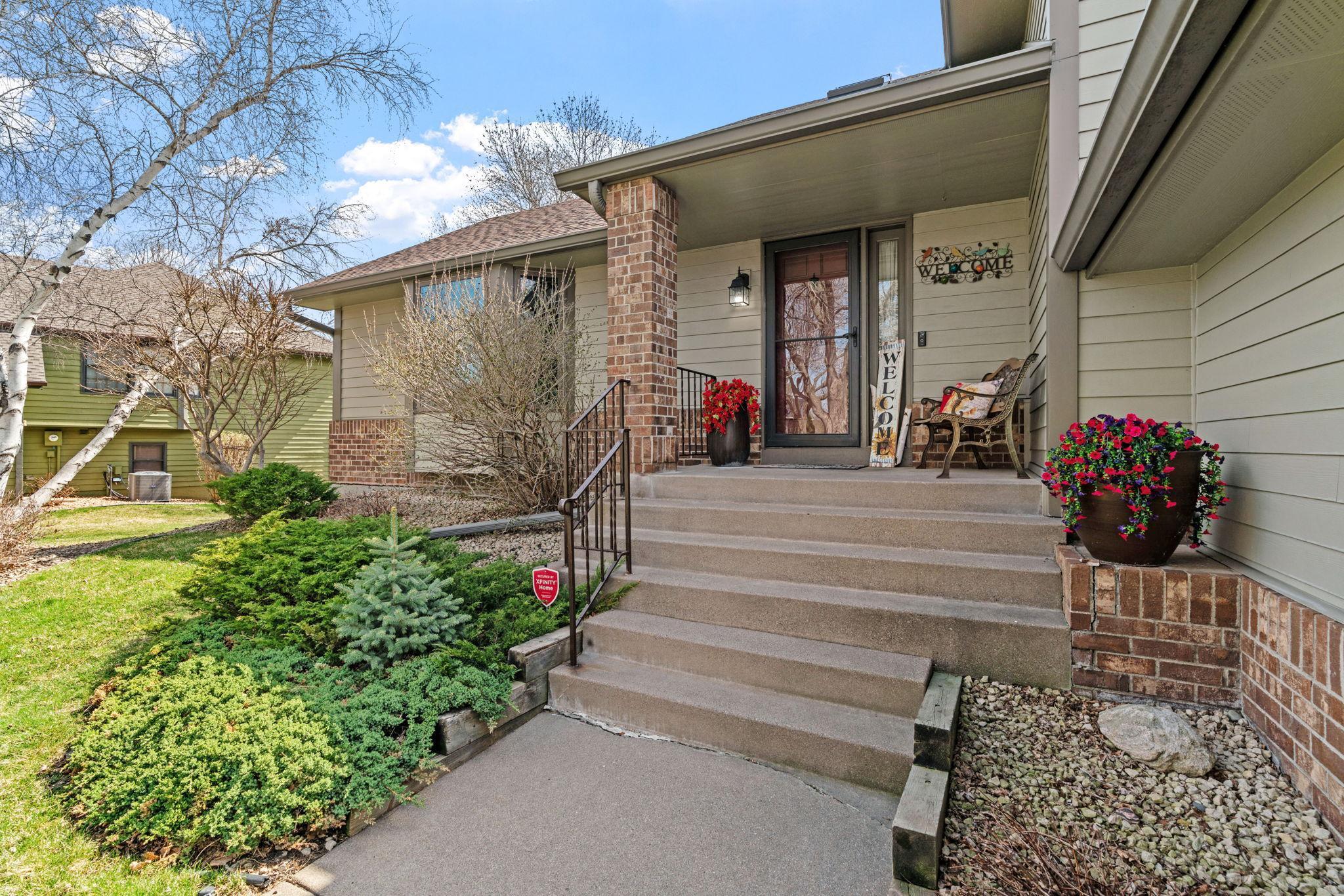 8742 Kilbirnie Terrace, Brooklyn Park, Minnesota image 3