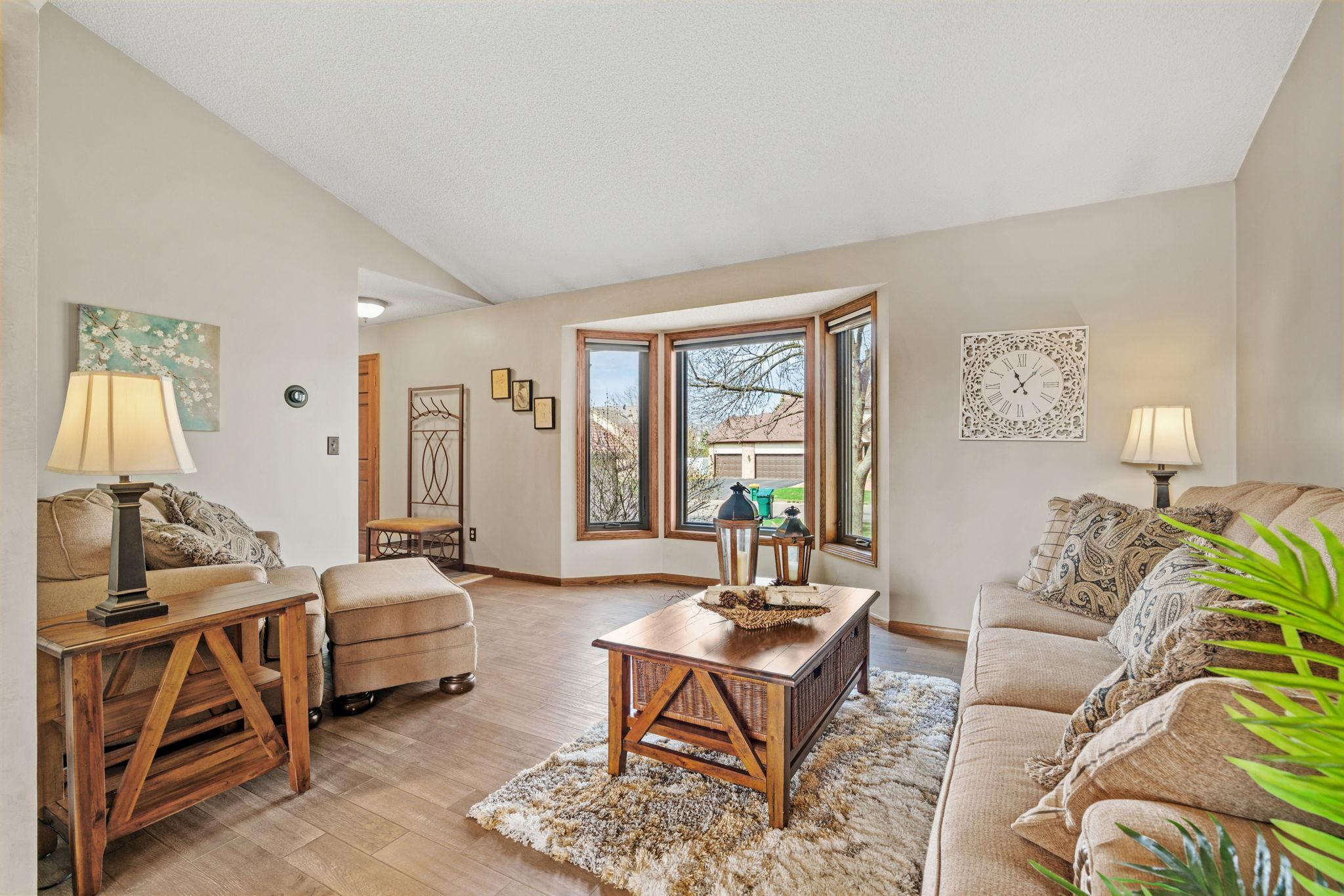 8742 Kilbirnie Terrace, Brooklyn Park, Minnesota image 9