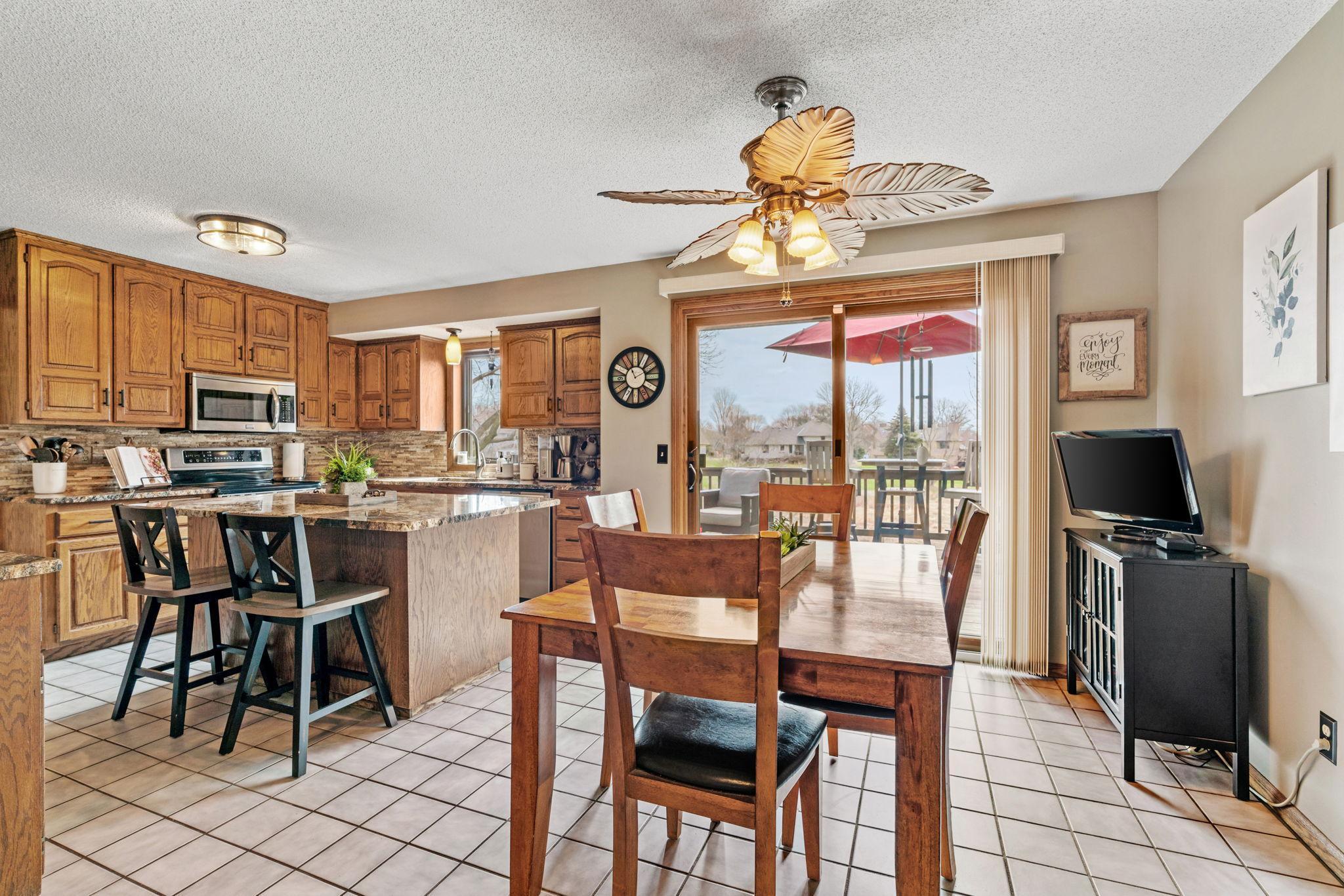 8742 Kilbirnie Terrace, Brooklyn Park, Minnesota image 12