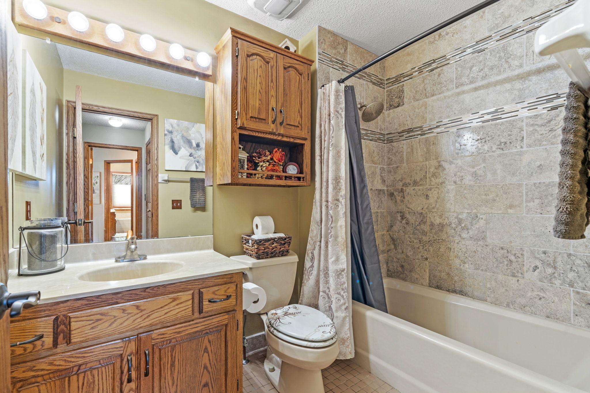 8742 Kilbirnie Terrace, Brooklyn Park, Minnesota image 37