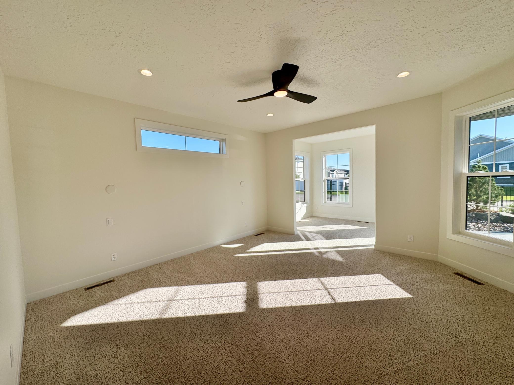 Fargo, North Dakota 58104, United States, 3 Bedrooms Bedrooms, ,3 BathroomsBathrooms,Residential,Pending,229154