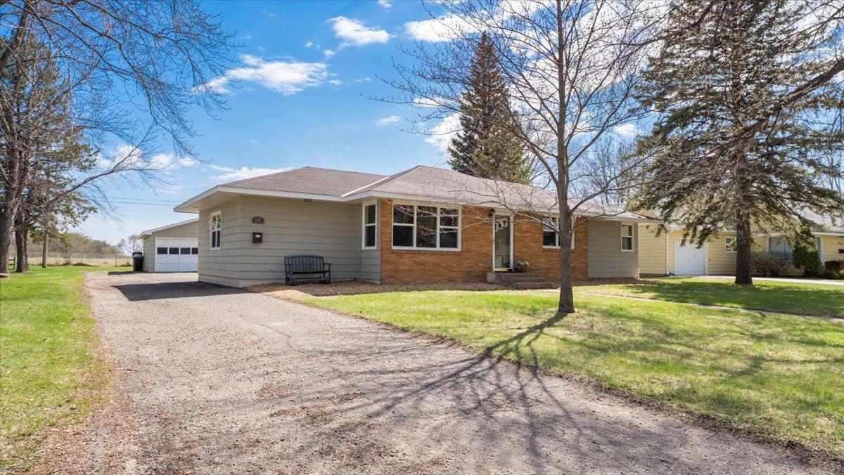 820 Westwood Drive, Alexandria, Minnesota image 3