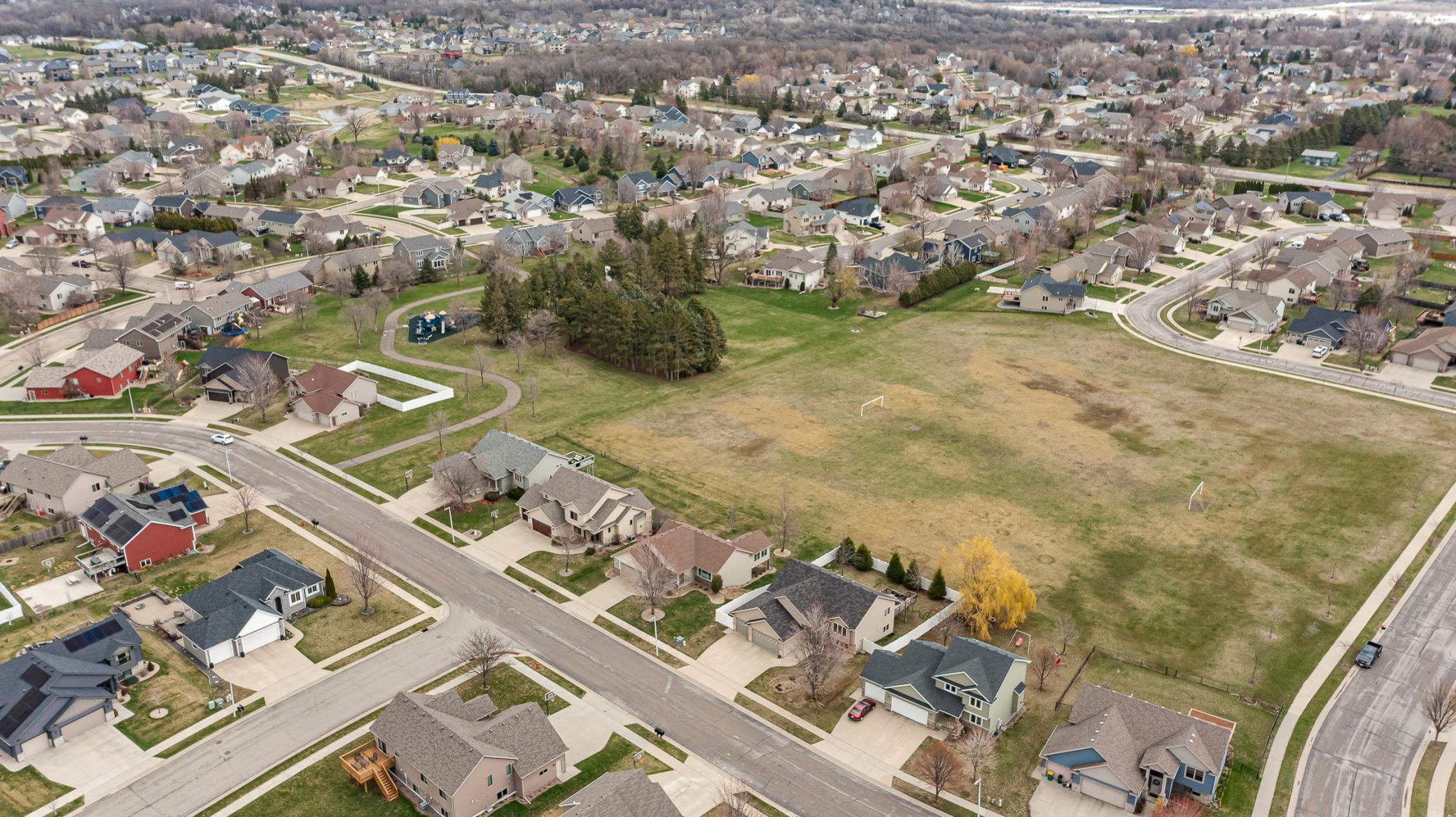 2380 Starburst Drive, Rochester, Minnesota image 41