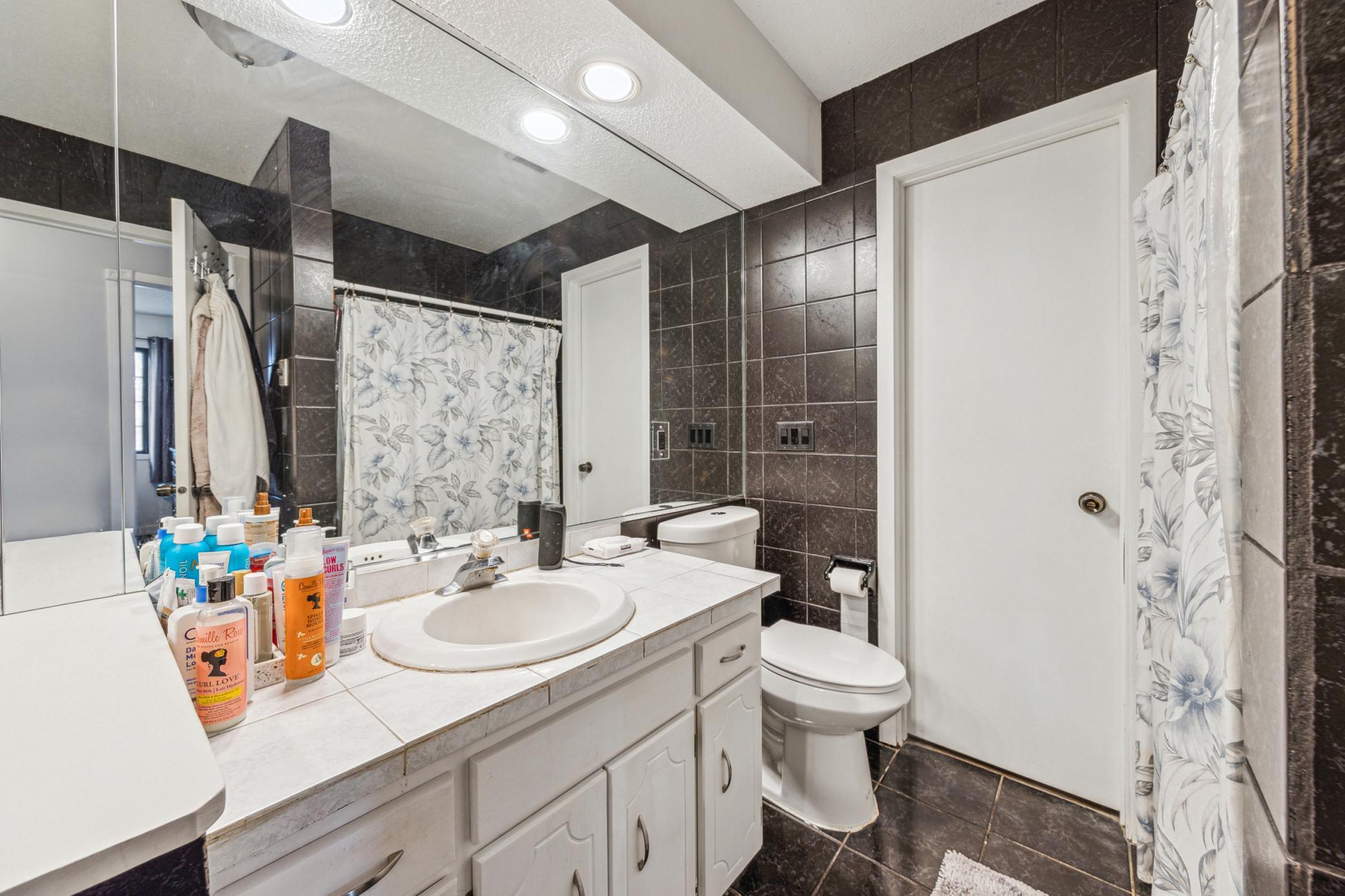 8518 Xebec Street, Circle Pines, Minnesota image 13