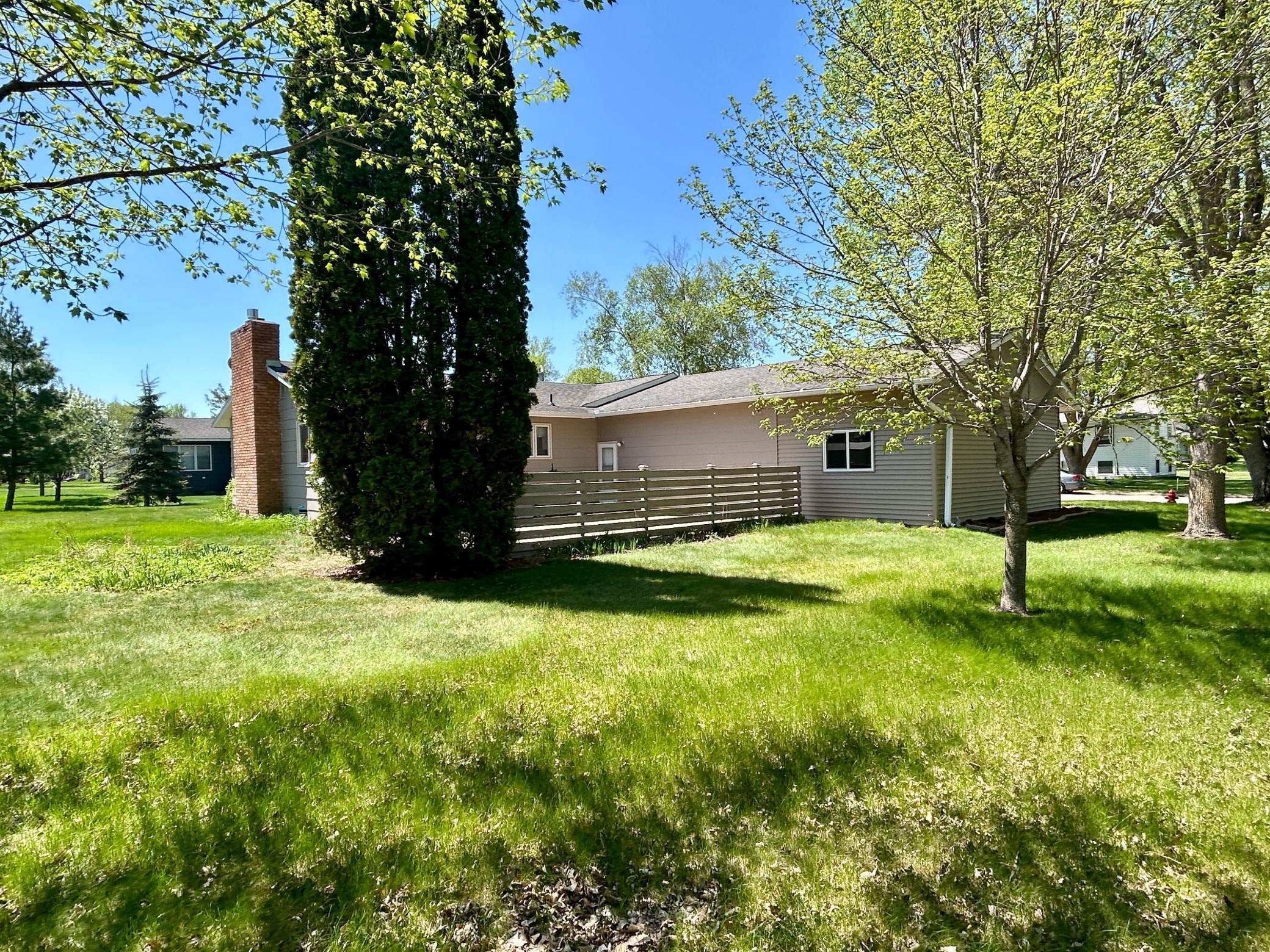 1006 10th Street, Wadena, Minnesota image 2