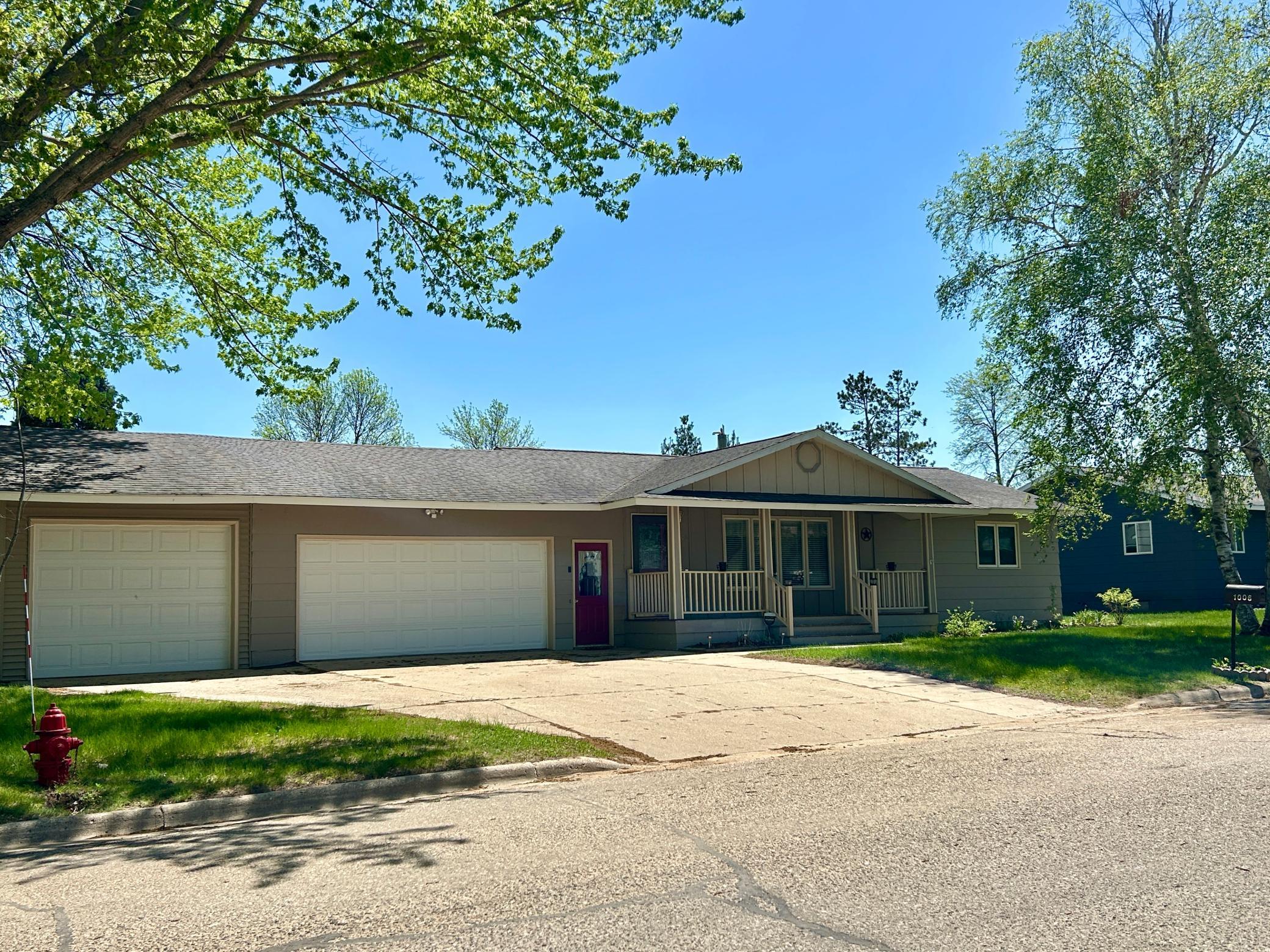 1006 10th Street, Wadena, Minnesota image 1