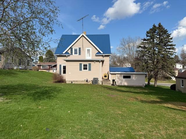 122 3rd Avenue, Spring Grove, Minnesota image 3