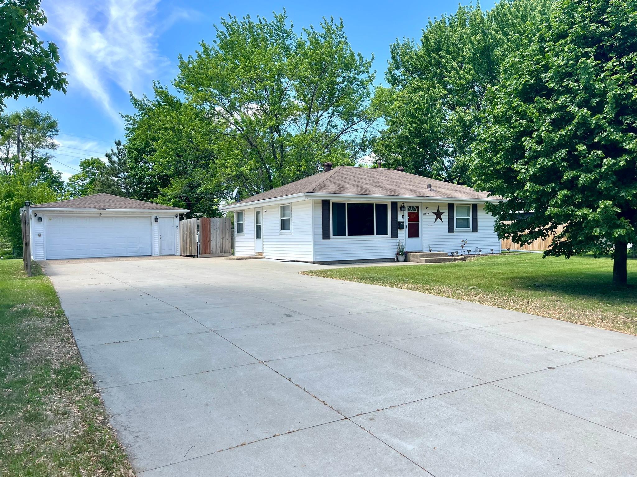 8412 4th Avenue, Bloomington, Minnesota image 1