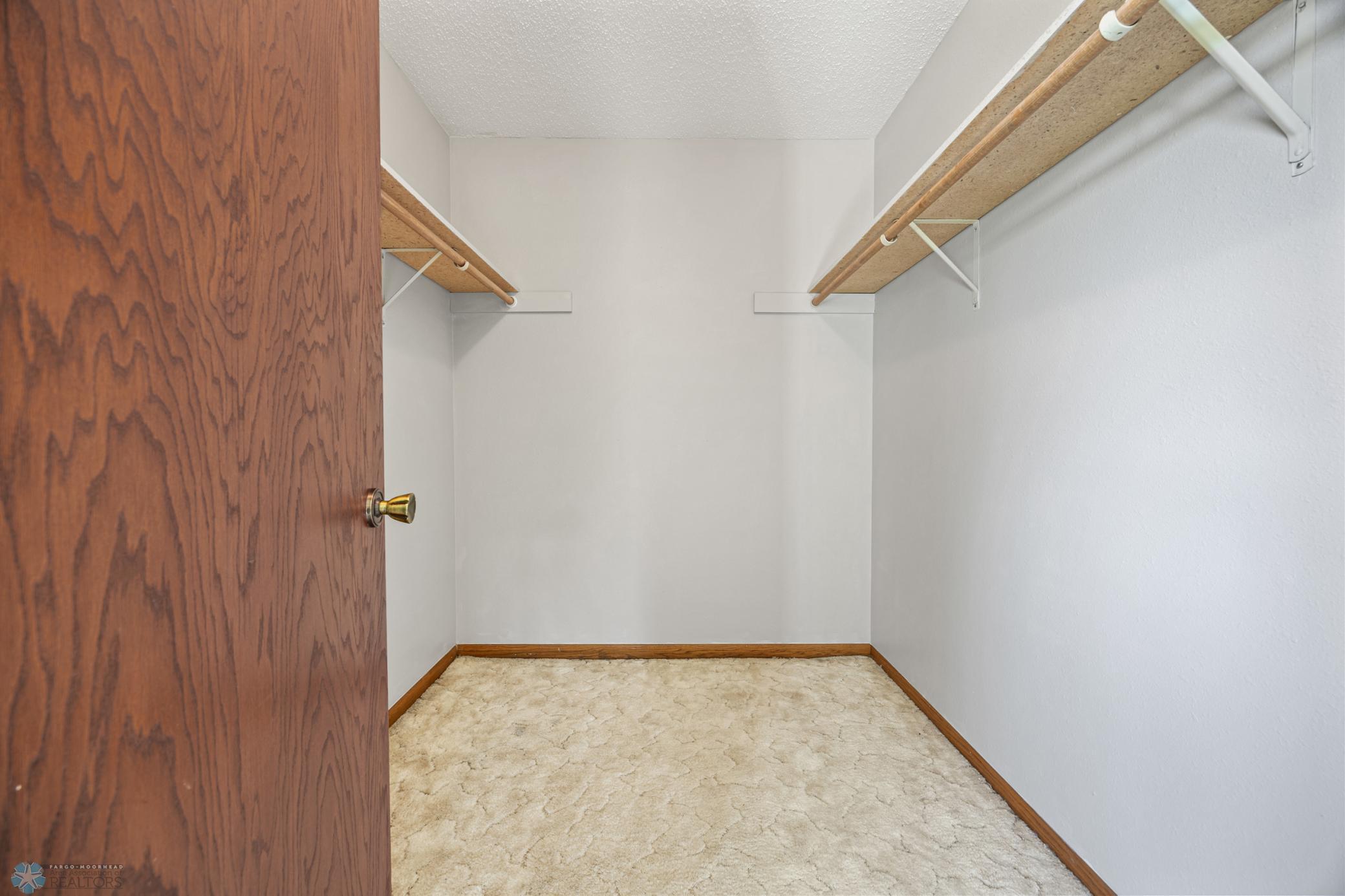 2802 29th Avenue, Moorhead, Minnesota image 31