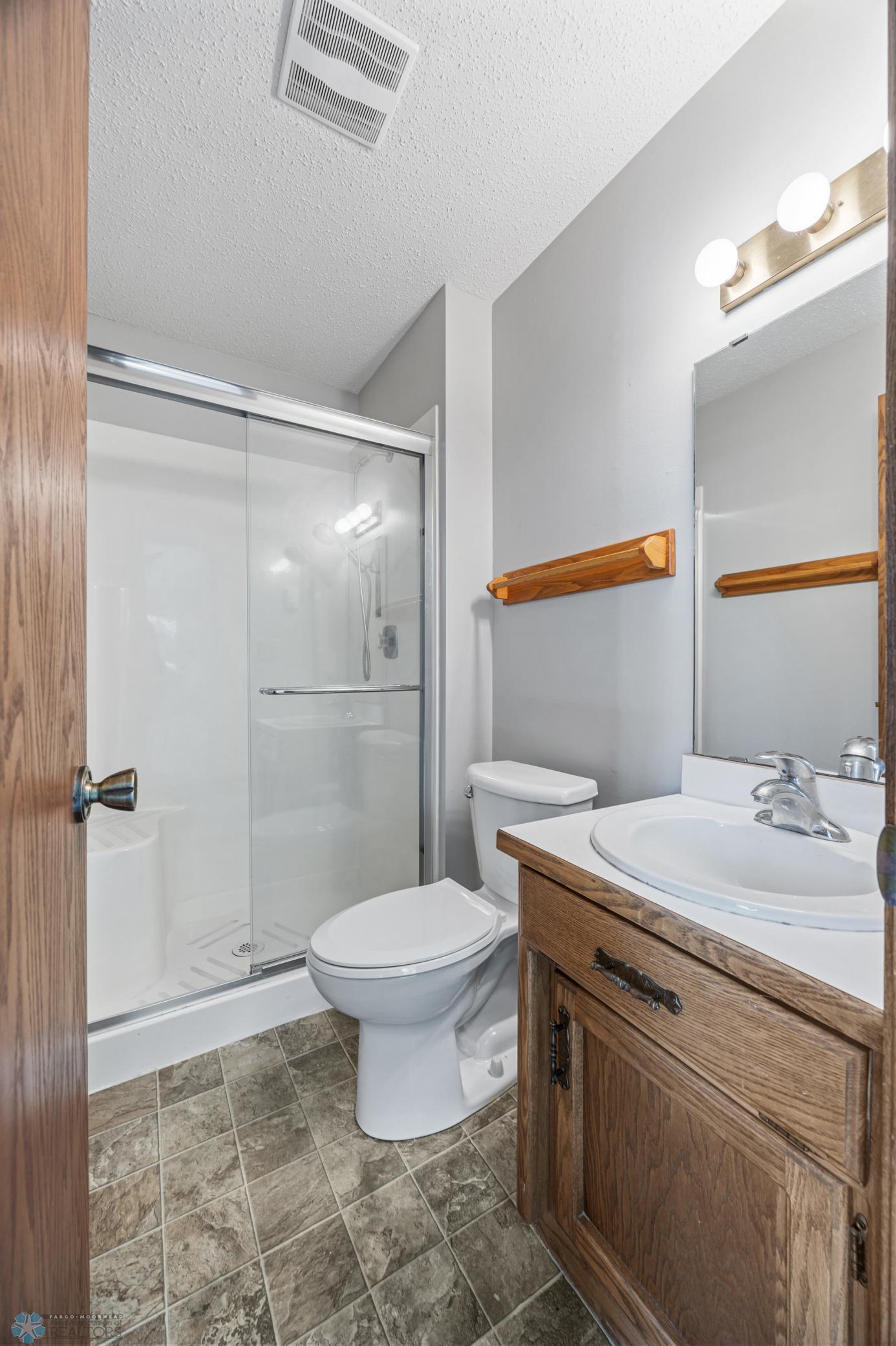 2802 29th Avenue, Moorhead, Minnesota image 32