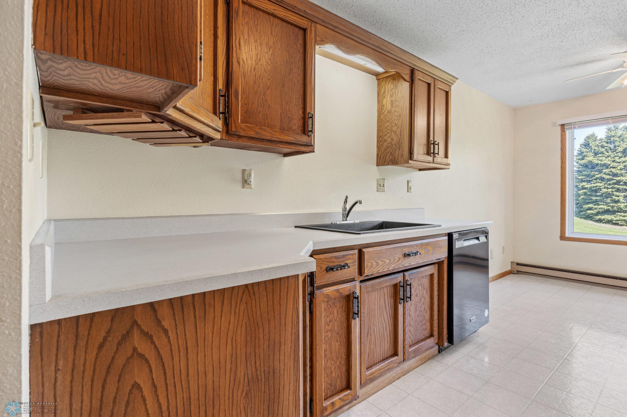 2802 29th Avenue, Moorhead, Minnesota image 15
