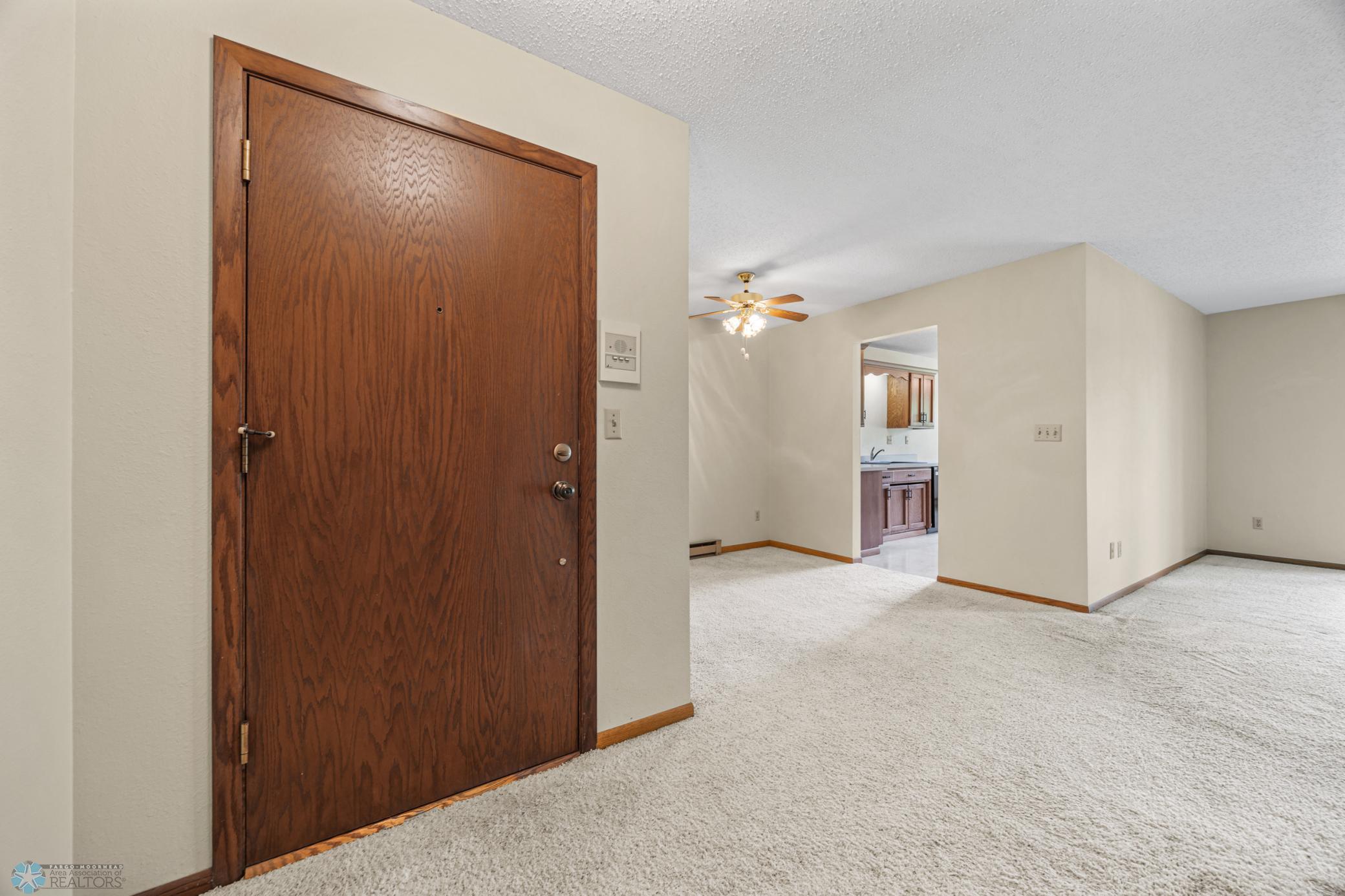 2802 29th Avenue, Moorhead, Minnesota image 9