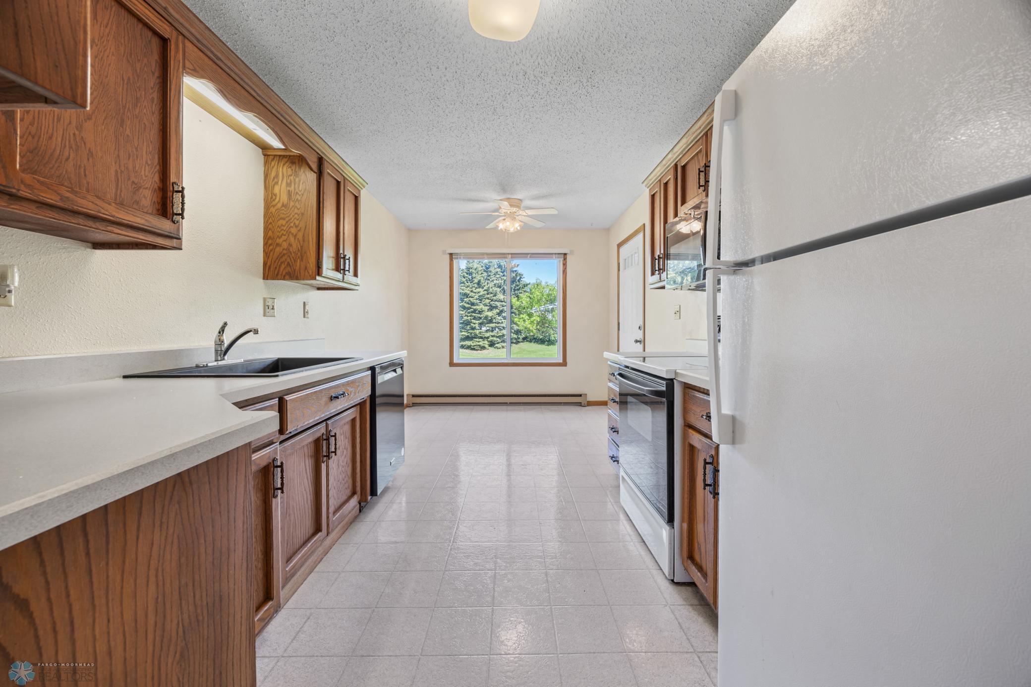 2802 29th Avenue, Moorhead, Minnesota image 14