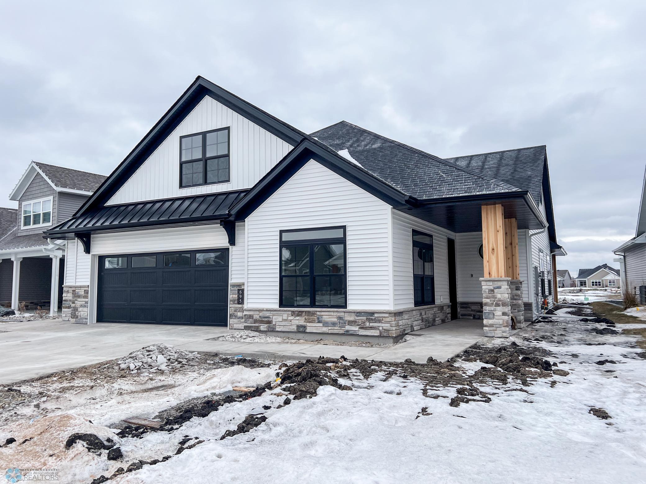 West Fargo, North Dakota 58078, United States, 3 Bedrooms Bedrooms, ,3 BathroomsBathrooms,Residential,Active,23655