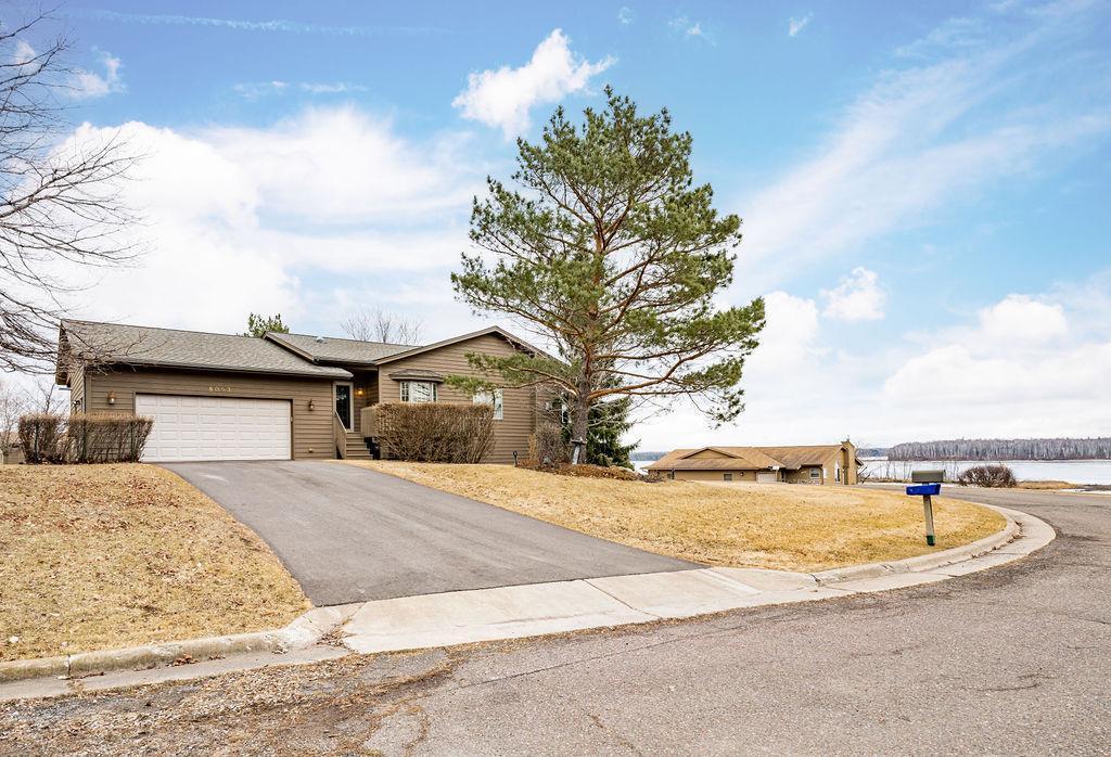 8053 E Spirit Cove Drive, Duluth, Minnesota image 2