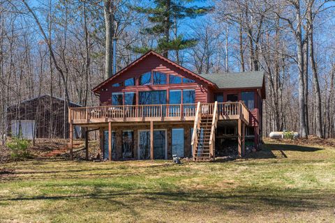 Homes For Sale - N4381 Red Oak Lane<br/> Stone Lake, WI 54876