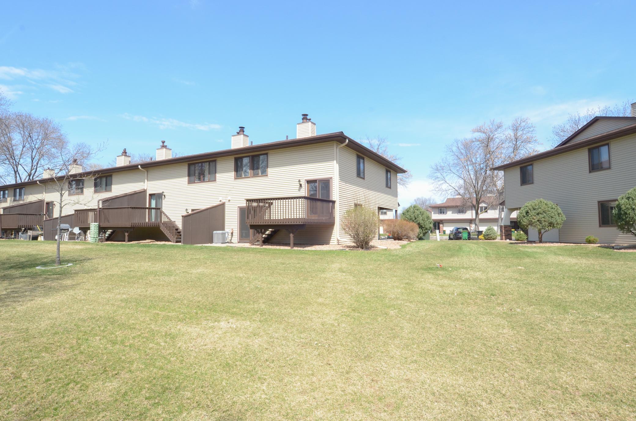 8539 Maplebrook Parkway, Minneapolis, Minnesota image 23