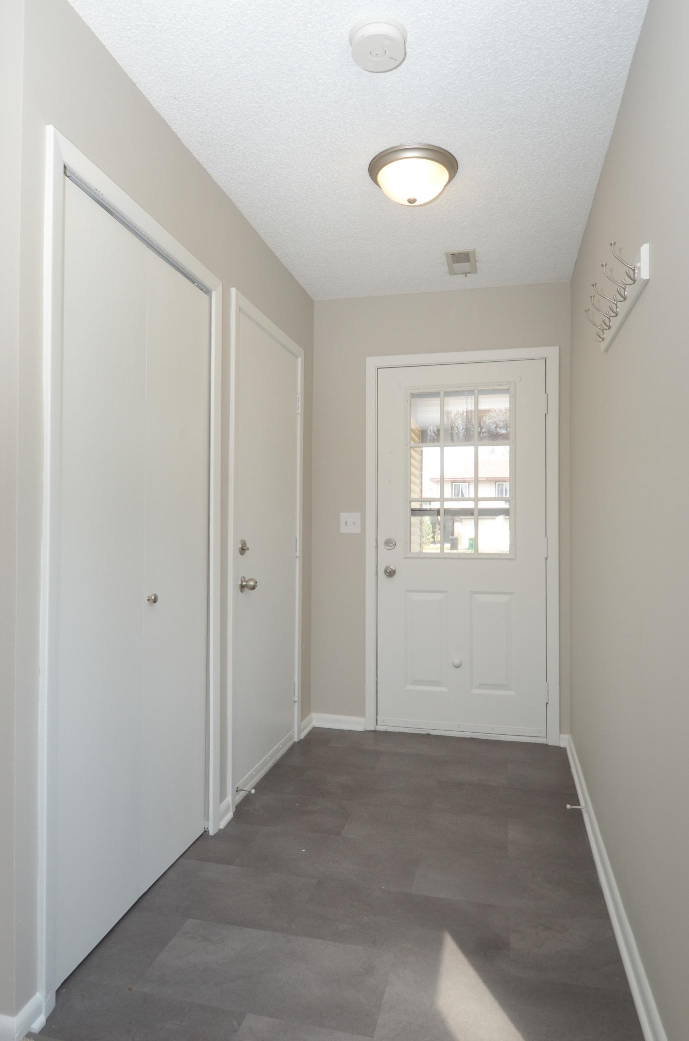 8539 Maplebrook Parkway, Minneapolis, Minnesota image 3
